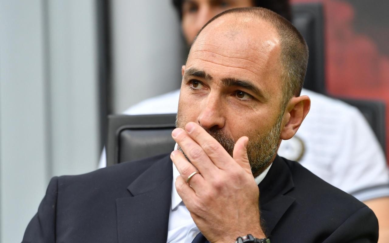 阿隆索物色 阿隆索物色