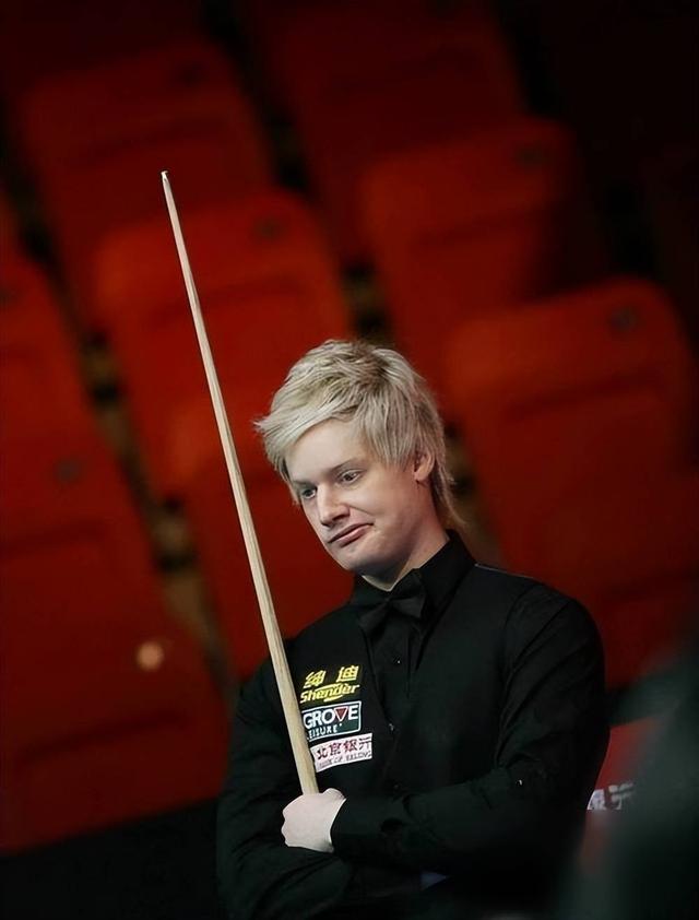 员如卡马文 员如卡马文